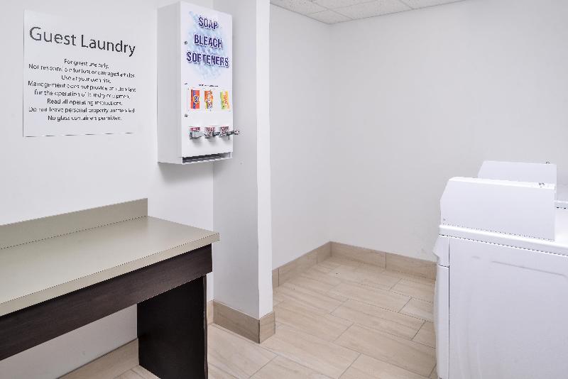 בית מלון כפרי Holiday Inn Express & Suites   Kansas City   Lee S Summit, An Ihg