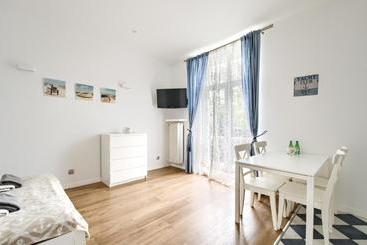 هتل Key Apartments