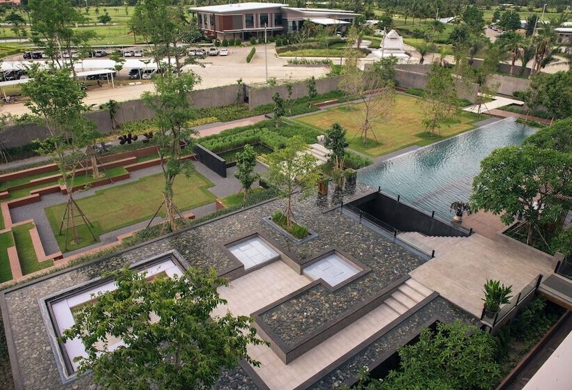 هتل North Hill City Resort  Sha Extra Plus