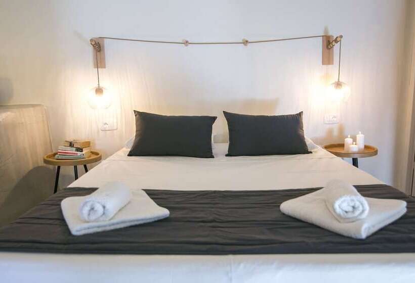 هتل Santorini Villas