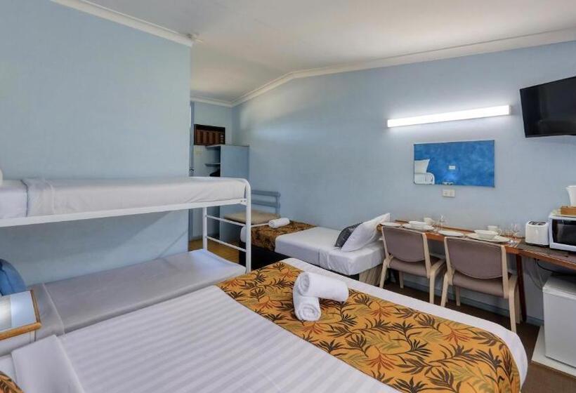 모텔 Bushmans Retreat Motor Inn
