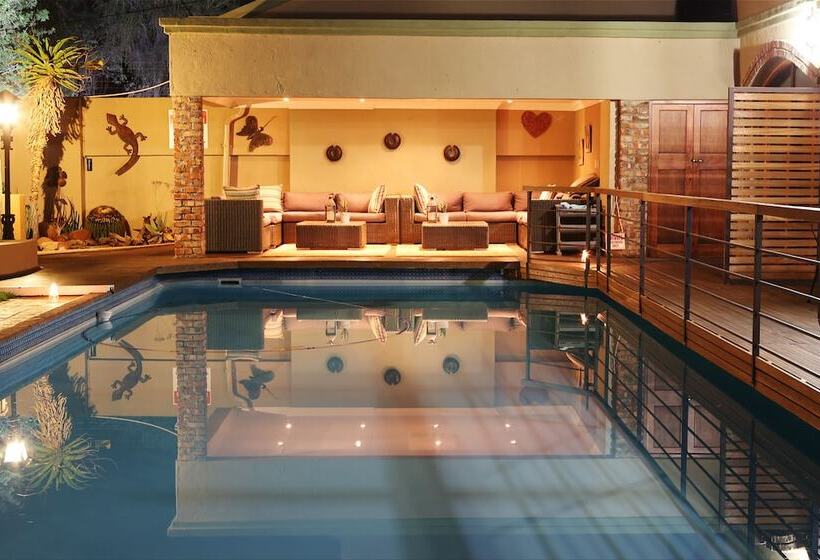 פנסיון Oleander Guest House