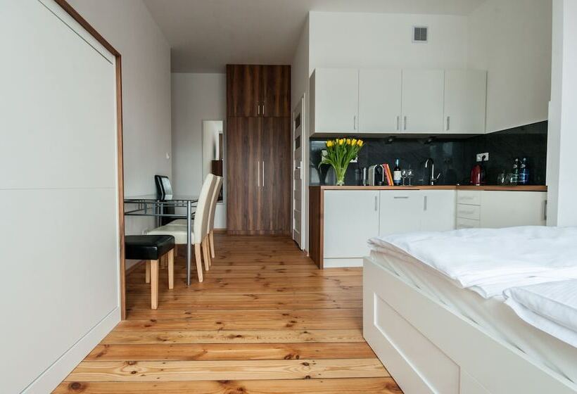 Smolna Apartments By Your Freedom