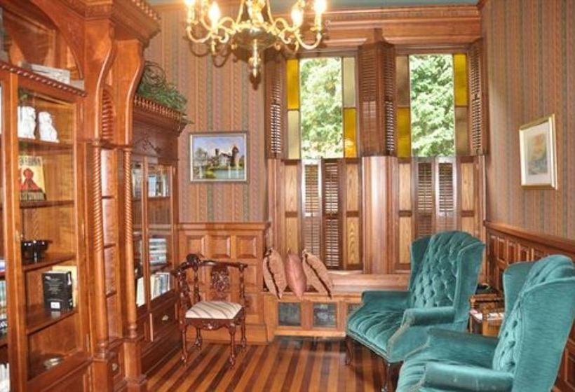 ベッドアンドブレックファースト Charles Nelson Schmick House