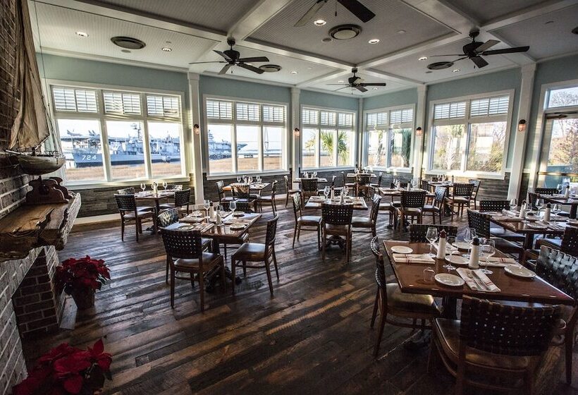 בית מלון כפרי The Beach Club At Charleston Harbor Resort And Marina