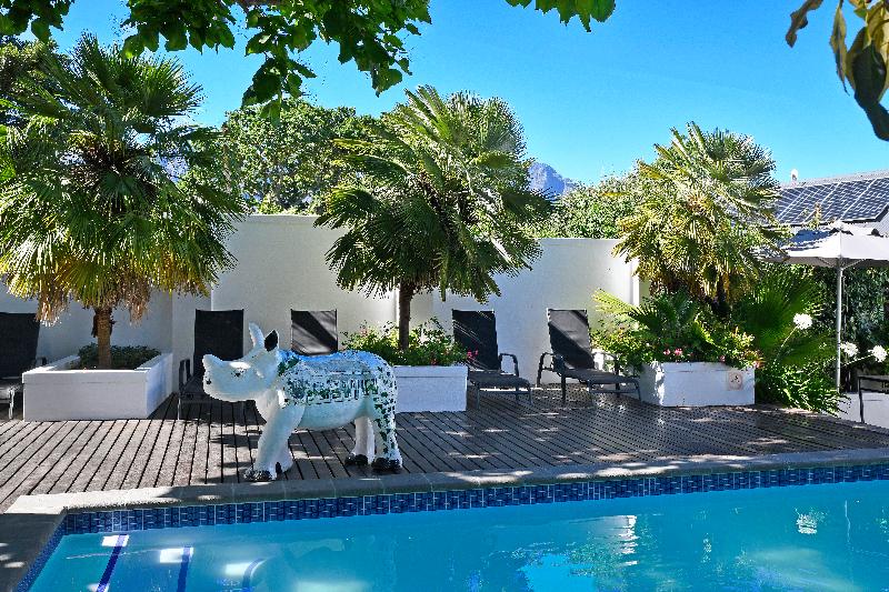 بنسيون Ashbourne Boutique Guest House