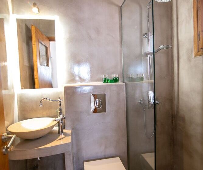Stelios Rooms