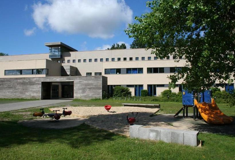 هاستل Jeugdherberg De Peerdevisser