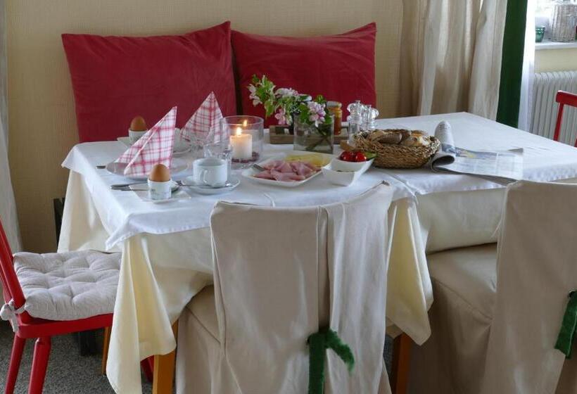 住宿加早餐  Pension Geissler Reicher