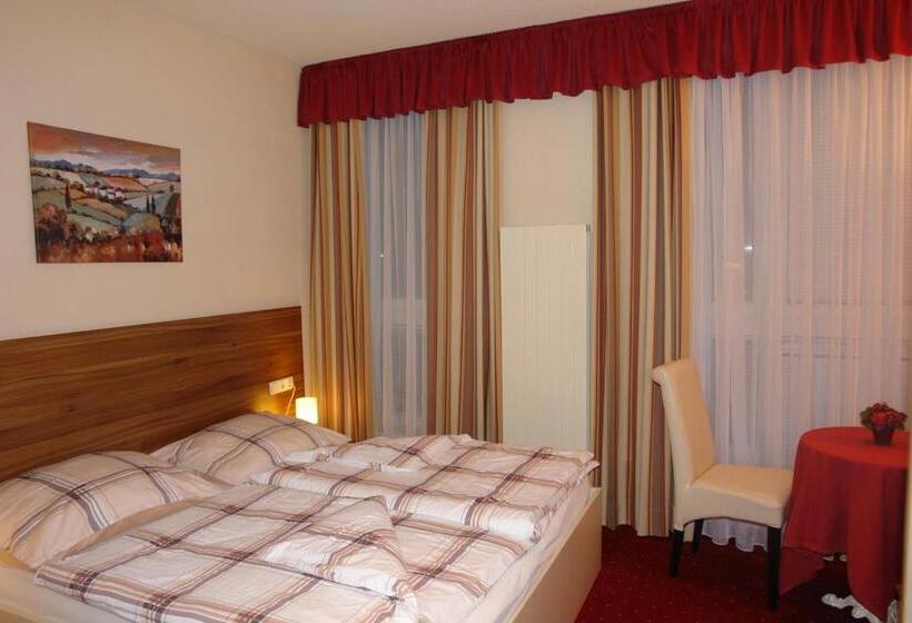 ホテル Garni Daniela Urich