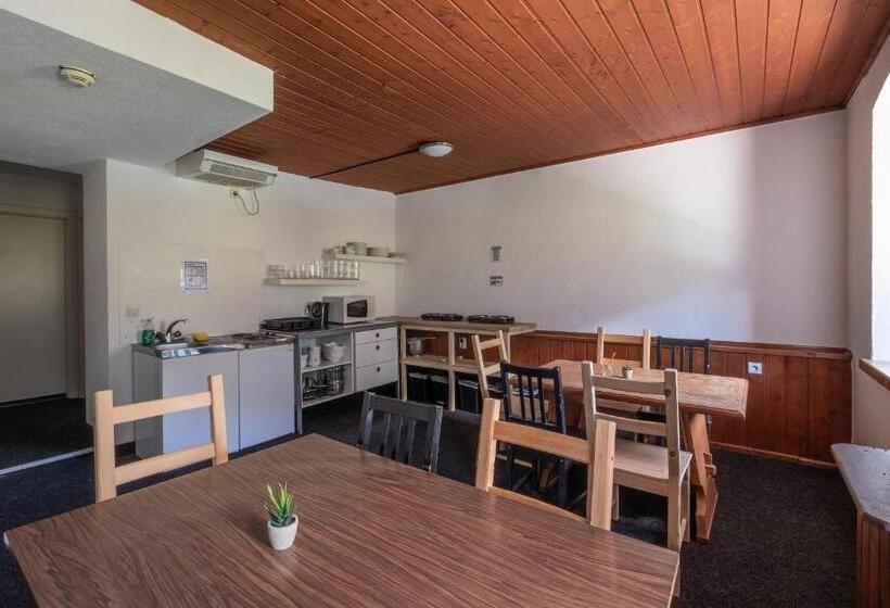 Отель Hostel Chillertal