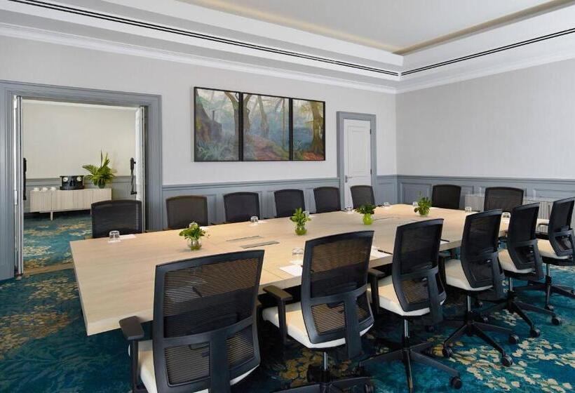 Отель Jw Marriott Gold Coast Resort & Spa