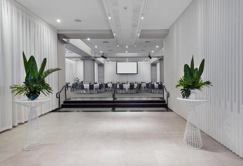 Отель Jw Marriott Gold Coast Resort & Spa