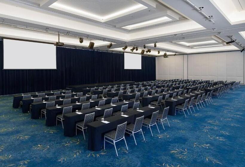 Отель Jw Marriott Gold Coast Resort & Spa