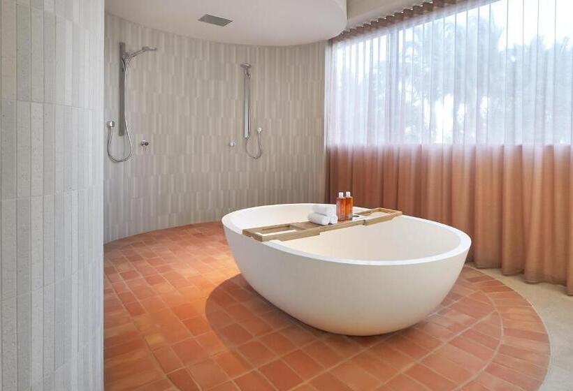 Отель Jw Marriott Gold Coast Resort & Spa