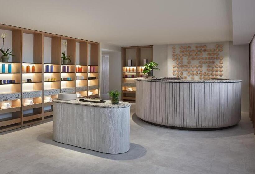 Отель Jw Marriott Gold Coast Resort & Spa