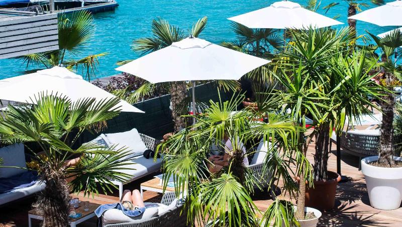 هتل Rocket Rooms Velden