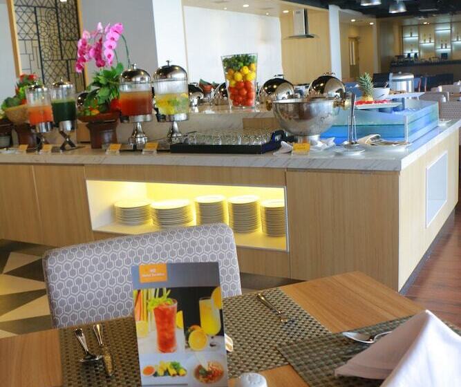 هتل Santika Mega City  Bekasi