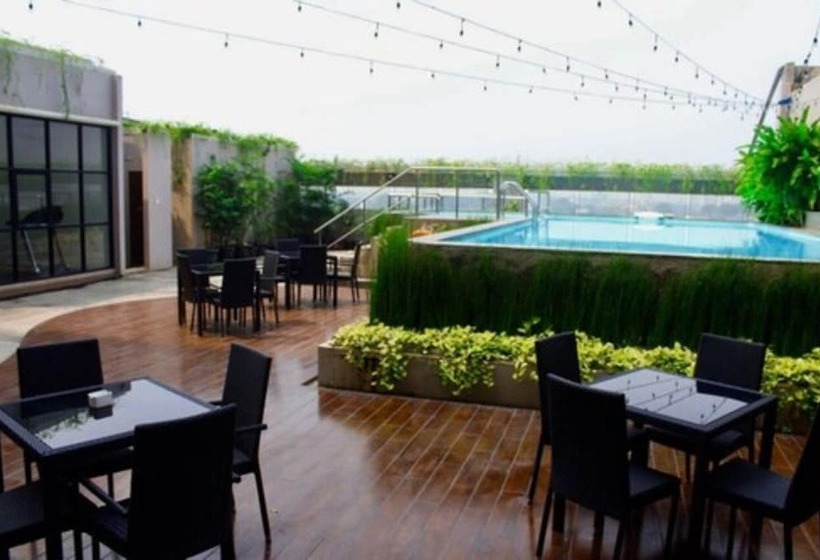 هتل Santika Mega City  Bekasi