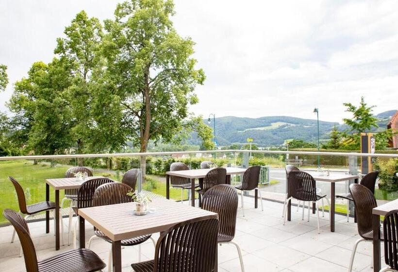 Jufa Hotel Stubenbergsee