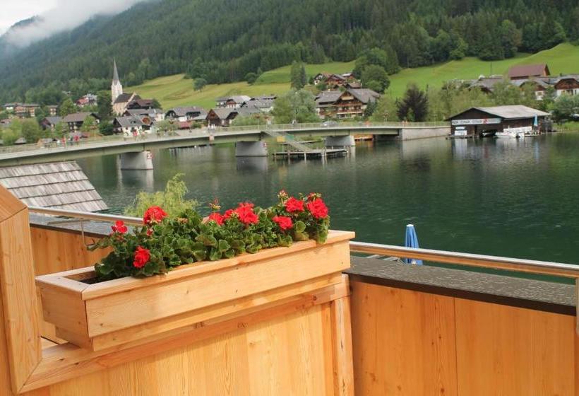 تختخواب و صبحانه Frühstückspension Seerose