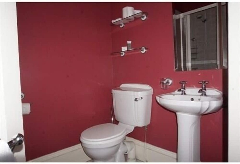 مبيت وإفطار Ivyleigh House