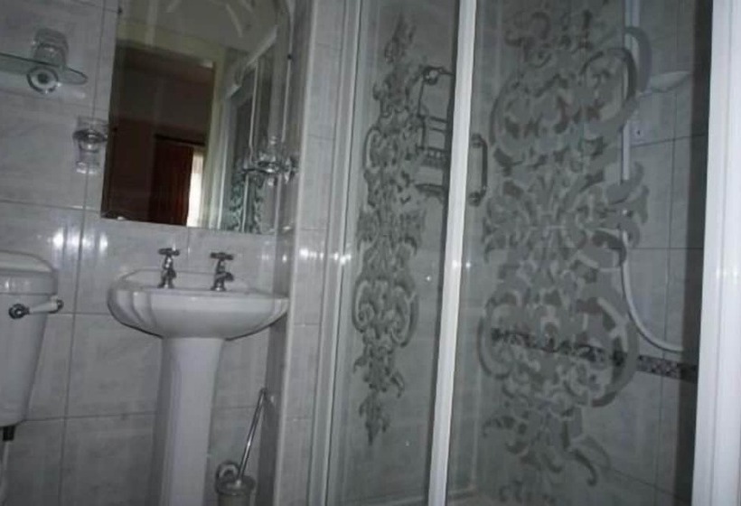 مبيت وإفطار Ivyleigh House