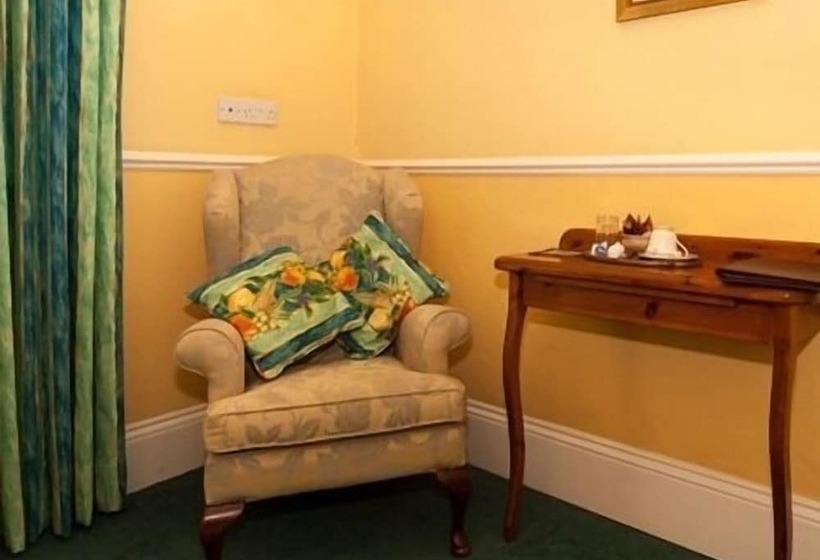 مبيت وإفطار Ivyleigh House