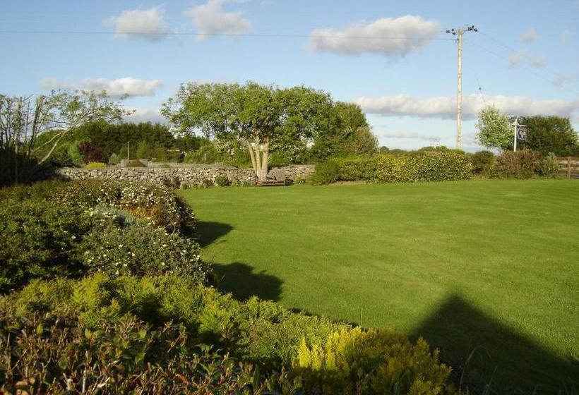 مبيت وإفطار Springlawn