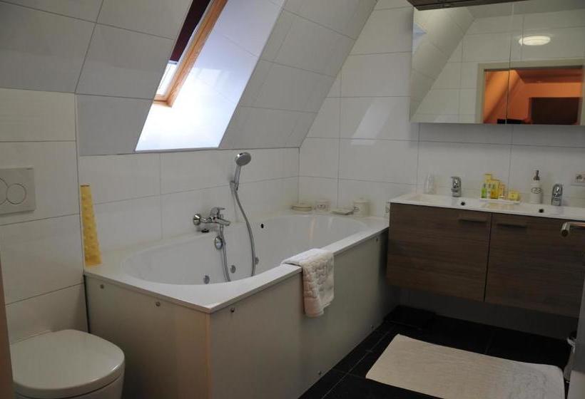 ホテル La Chaumiere