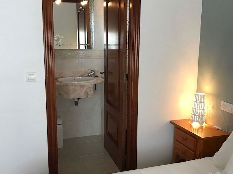 هتل La Nova Tenalla   Adults Only