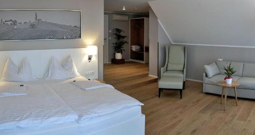 هتل Weinrefugium Brolli