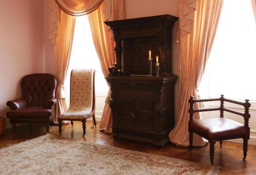 צימר Crotty's Pub & Accommodation