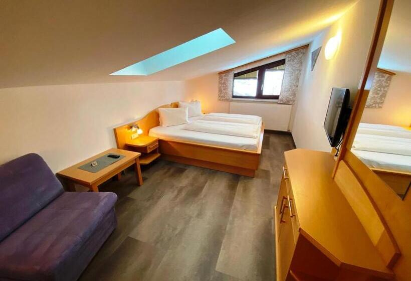 تختخواب و صبحانه Wellness Pension Jagahütt N