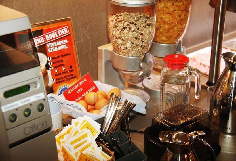 Highway   Bed & Breakfast