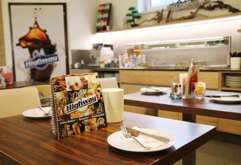 Highway   Bed & Breakfast