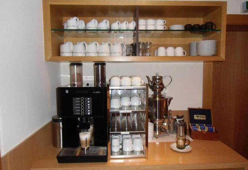 هتل Garni Maria Theresia