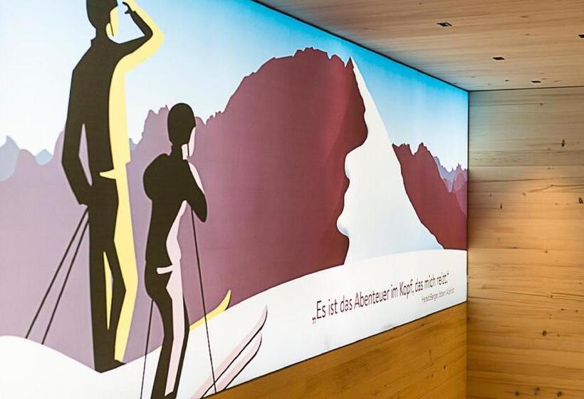 هتل Garni Sursilva