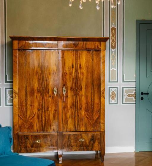 בית מלון כפרי Georgi Schloss   Boutique