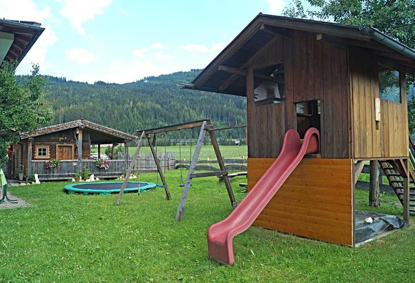 בית מלון כפרי Sieglhub Chalets   Appartements