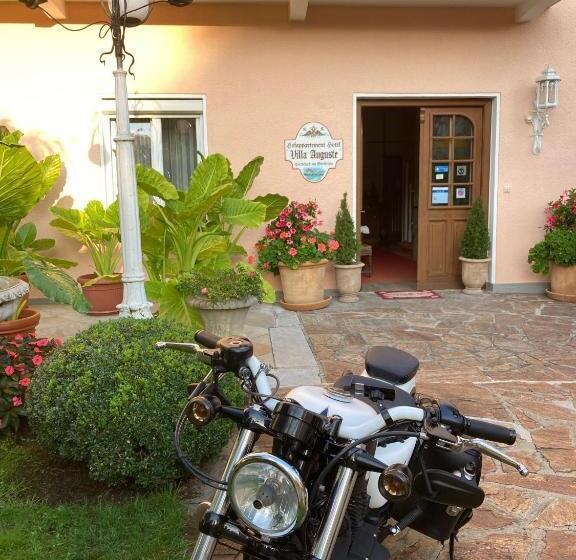 هتل Villa Auguste