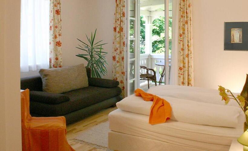 هتل Villa Auguste