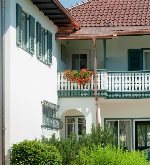 هتل Villa Konstanze