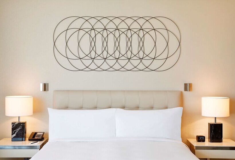 هتل Hilton Tangier City Center