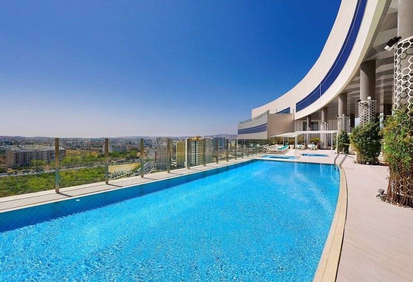 هتل Hilton Tangier City Center