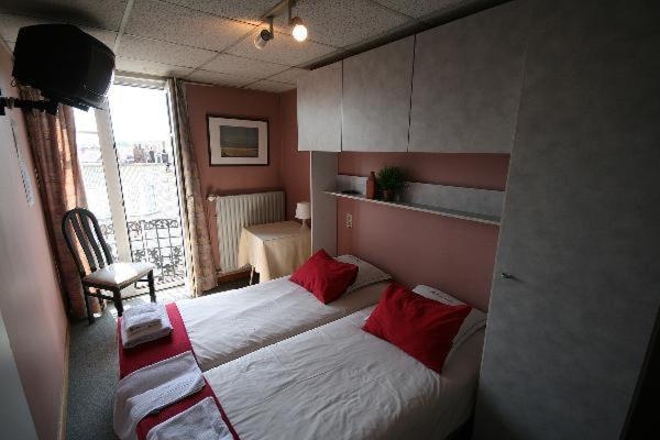 Отель Anvers