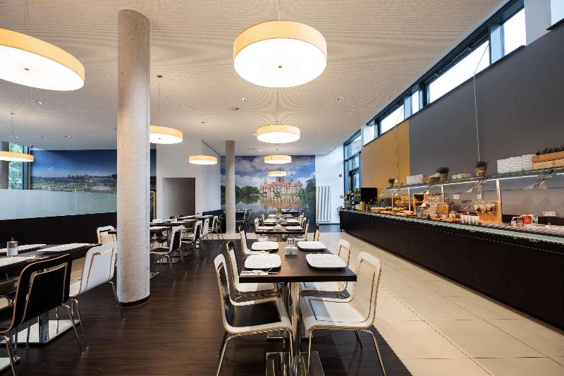 هتل Premier Inn Hannover City University