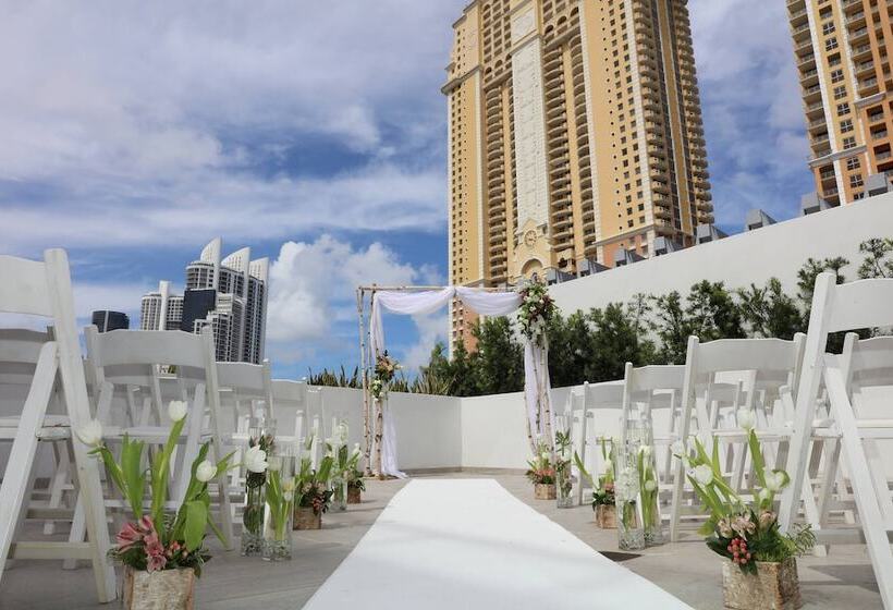 هتل Residence Inn Miami Sunny Isles Beach