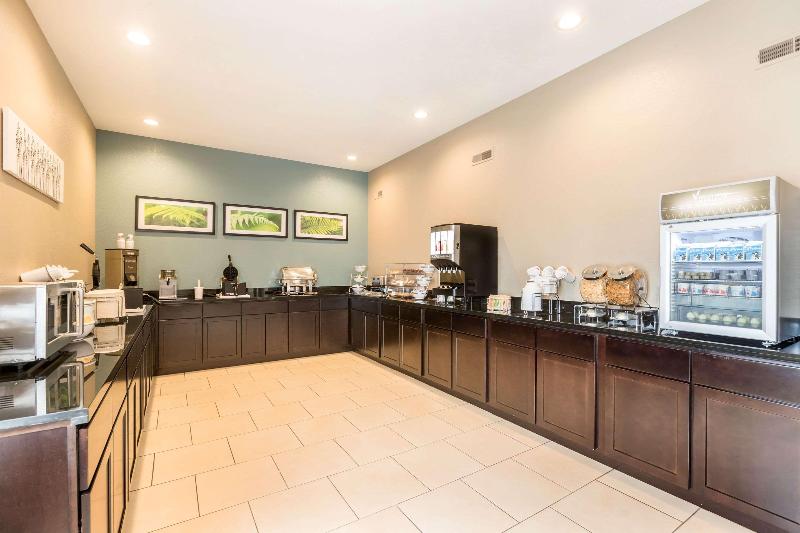 هتل Sleep Inn & Suites West Des Moines Near Jordan Creek