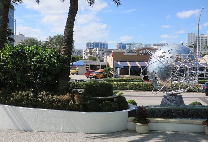 בית מלון כפרי Private Ocean Condos At Trump Sunny Isles